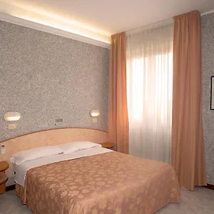 Hotel Milton Iris